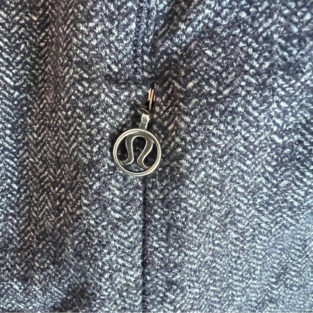 Lululemon Daily Yoga Grey Jacket - Picture 6 of 11